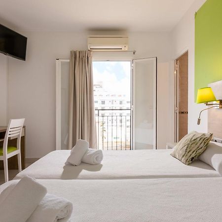Hostal Mari Sant Antoni de Portmany Dış mekan fotoğraf