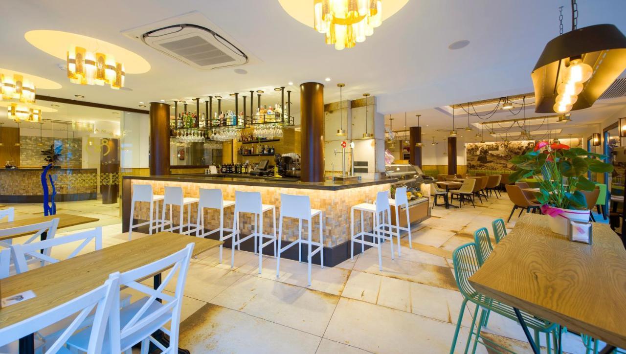 Hostal Mari Sant Antoni de Portmany Dış mekan fotoğraf