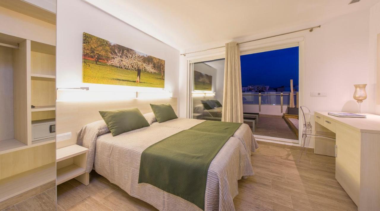 Hostal Mari Sant Antoni de Portmany Dış mekan fotoğraf
