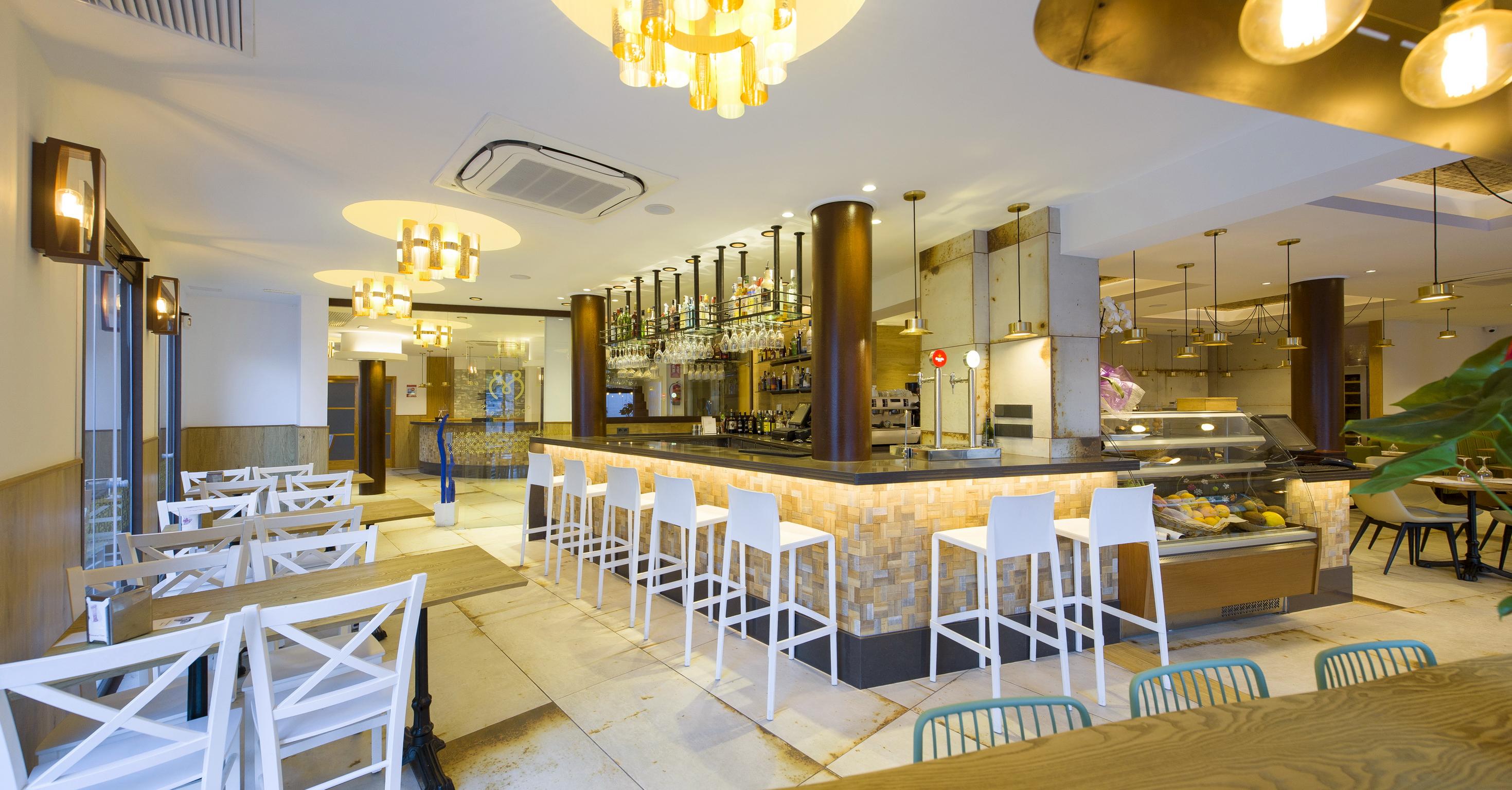 Hostal Mari Sant Antoni de Portmany Dış mekan fotoğraf