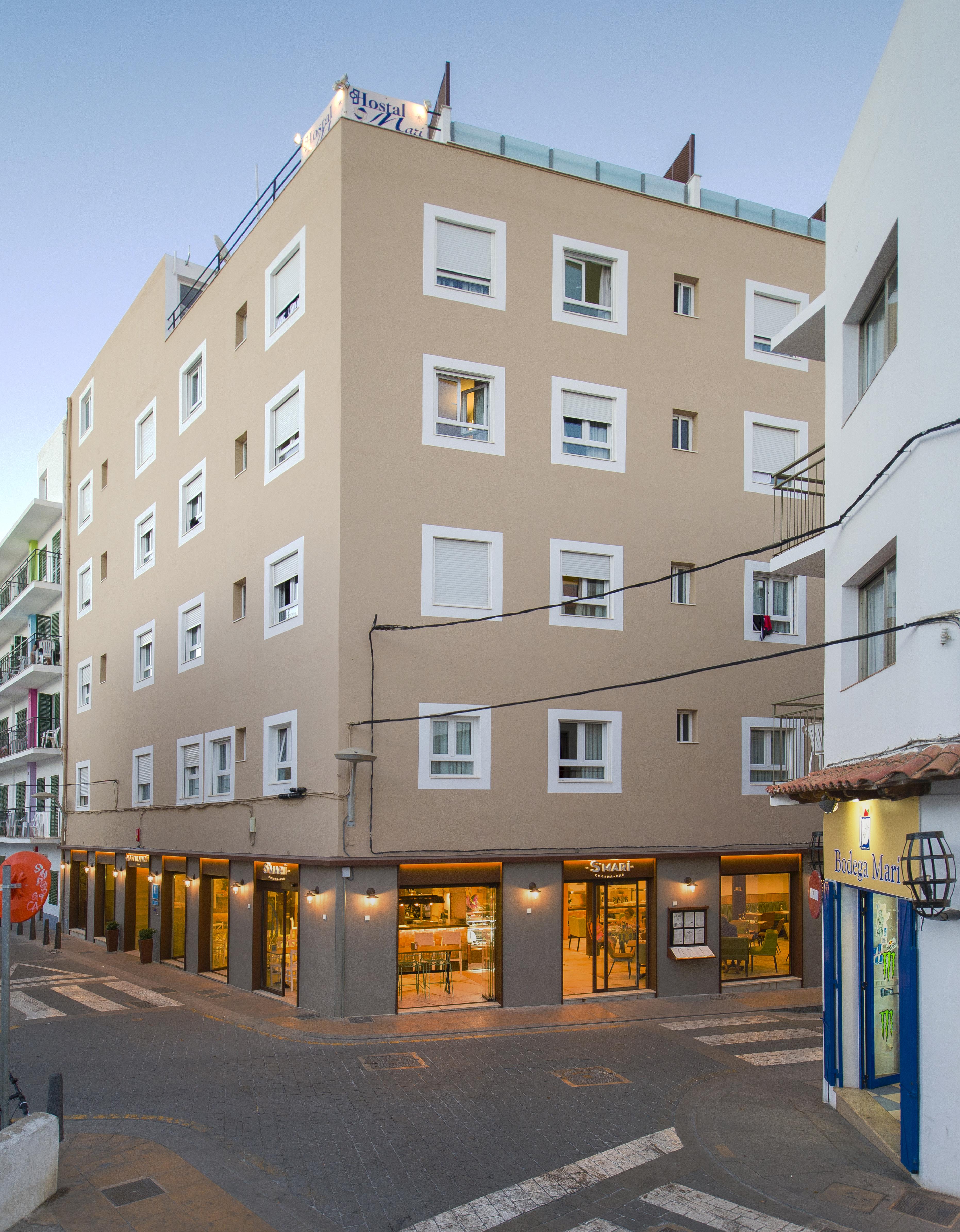 Hostal Mari Sant Antoni de Portmany Dış mekan fotoğraf