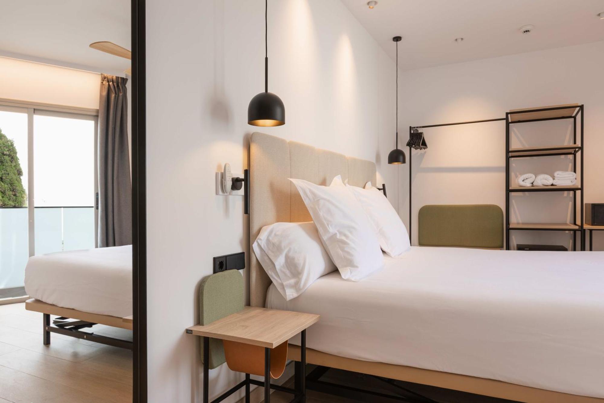 Hostal Mari Sant Antoni de Portmany Dış mekan fotoğraf